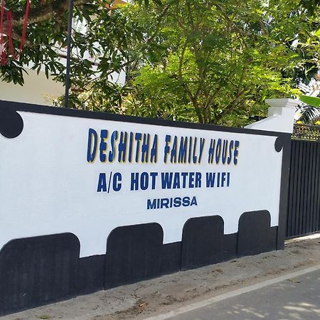 Hotel Desitha Family House Mirissa Esterno foto