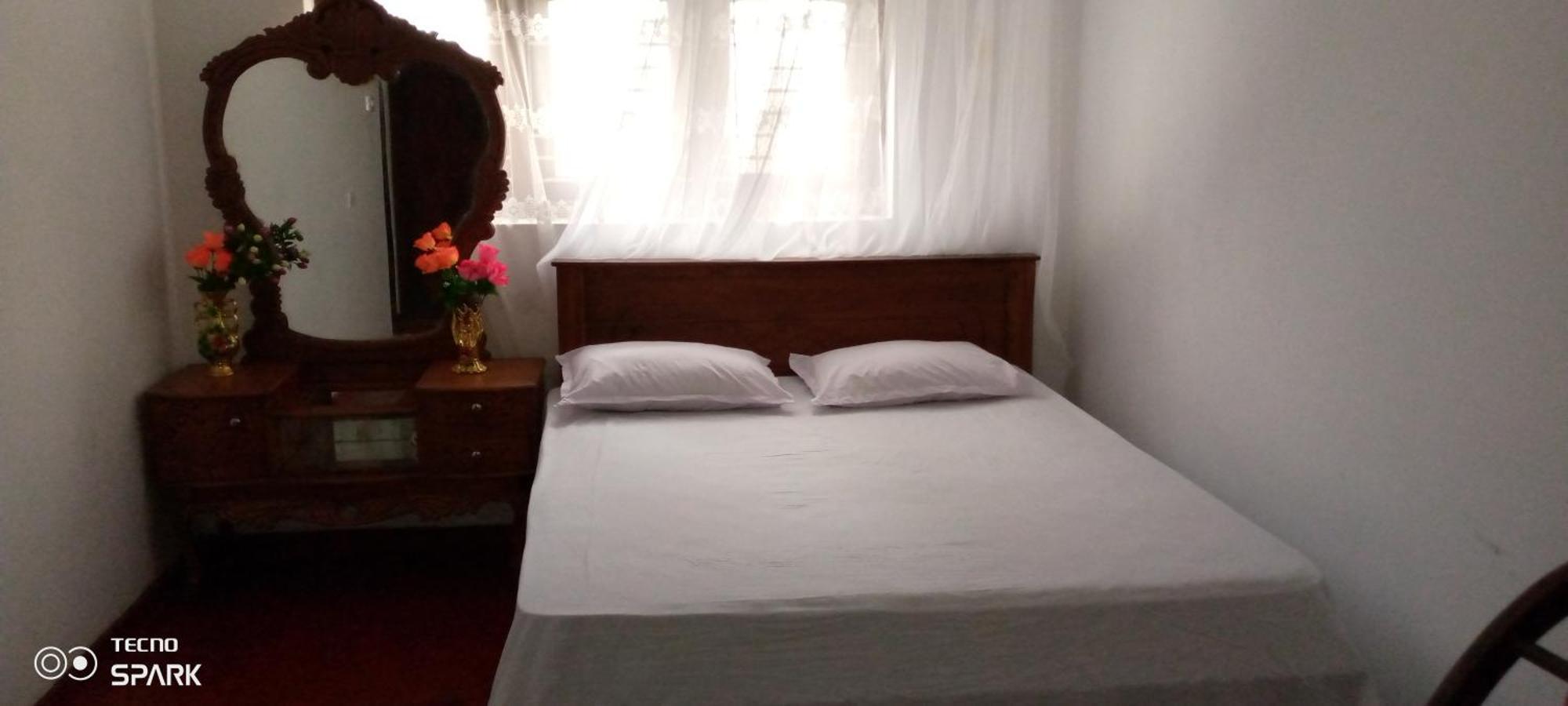 Hotel Desitha Family House Mirissa Esterno foto