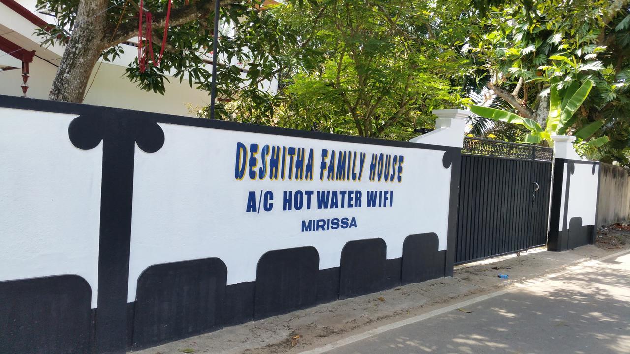 Hotel Desitha Family House Mirissa Esterno foto